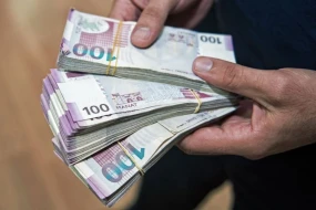 Oğurladığı pulla qohumunun təhsil haqqını ödədi 