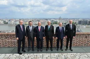 Budapeştdə TDT liderlərinə rəsmi lanç verildi - FOTOLAR
