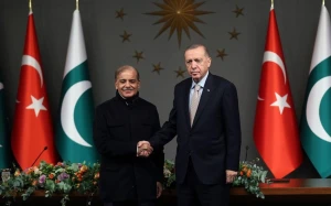 Pakistan Baş naziri Türkiyədə səfərdədir