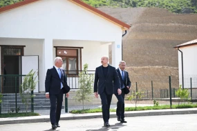 Prezident Laçının Bəylik kəndinin açılışında - FOTOLAR