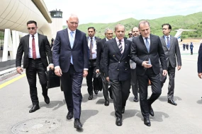 Şahbaz Şərif Laçında - FOTO
