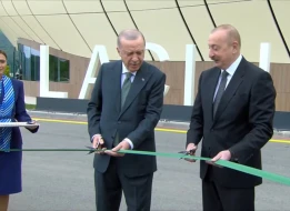 \"Laçın hava limanı yalnız nəqliyyat infrastrukturu deyil \" - Politoloq