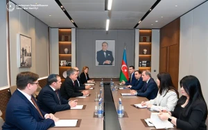Ceyhun Bayramov ABŞ senatoru ilə görüşdü - FOTO