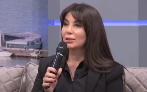 Eltisinin ölümünə görə həbs olunan həkim iş başında: Müştəri qəbul edir - FOTOFAKT
