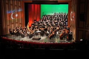 Üzeyir Hacıbəylinin 140 illiyi münasibətilə konsert keçirildi - FOTOLAR