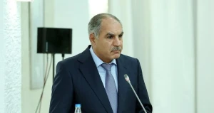 Xanlar Vəliyev metroda görüntüləndi - FOTO