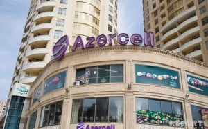 Abonentlər \"Azercell\"dən kütləvi şəkildə imtina edir: Digər operatorlara keçir - VİDEO