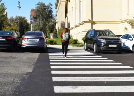 Yolu qaçaraq keçən piyadaların QƏZA GÖRÜNTÜLƏRİ