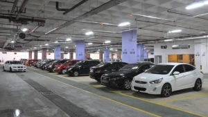 Bakıdakı ticarət mərkəzində parkinq qiymətləri qalxdı
