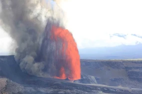 Kilauea vulkanı yenidən püskürdü