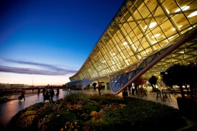 Bakı aeroportuna enən ermənilərlə bağlı RƏSMİ AÇIQLAMA 