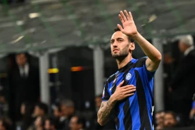 \"İnter\"in \"Qalatasaray\"dan gözlənilməz tələbi – Hakan transferi təxirə salındı