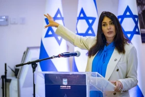 “Tehranı qaranlığa qərq etməyin vaxtı gəldi”