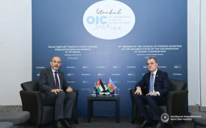 Ceyhun Bayramov iordaniyalı həmkarı ilə müzakirə apardı