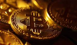 \"Bitcoin\" kəskin ucuzlaşdı