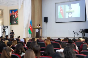 ADU “Future of Learning” forumuna ev sahibliyi etdi - Fotolar
