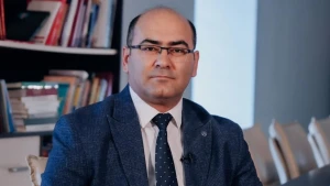 “Salam, Cənab Ali Baş Komandan”!