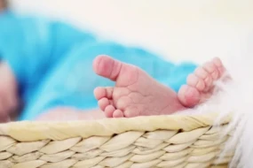 19 yaşlı ana yeni doğulan qızını çox ağladığı üçün öldürdü