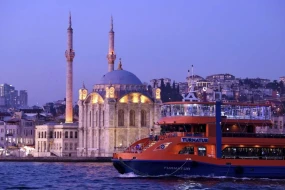 İstanbulda dənizdə çimmək qadağan edildi