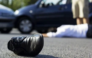 75 yaşlı kişini maşın vurub öldürdü