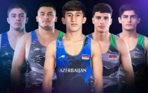 3 güləşçimiz Avropa çempionatında finala yüksəldi