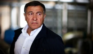 Bu dəfə Araz Ağalarovu hədəf aldılar - FOTO