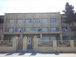 34 illik müəllim işindən kənarlaşdırılıb - Bakıda daha bir direktor qalmaqalı 