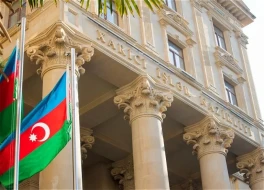 Xaricdəki diplomatlarımız Bakıda - Ulu öndərin məzarını ziyarət etdilər