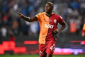 “Əl Hilal” sərvət təklif etdi - O, “Qalatasaray”ı seçdi 