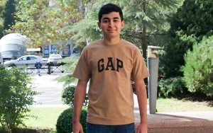 Tanınmış biznesmenin oğlu Bakıda binadan yıxılaraq öldü