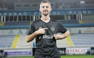 “Qarabağ” daha bir legionerlə vidalaşdı