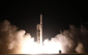 İsrail kosmosa ilk rabitə peykini buraxdı