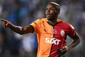 \"Napoli\"dən Osimhenə məzuniyyət - \"Qalatasaray\" Transferi Gözləyir