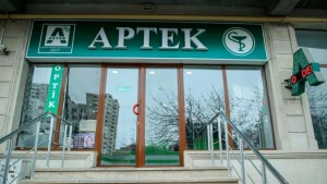 &nbsp;Bakıda qaraçılar aptekdən oğurluq etdilər - ANBAAN VİDEO