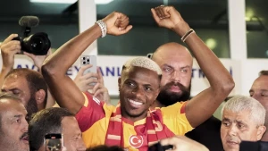 \"Hisslərimi necə ifadə edəcəyimi bilmirəm\" -&nbsp;Osimhen İstanbulda&nbsp;