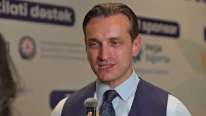Çıxışları ilə gündəm olan Fərhad Pərvizi işdən çıxarılıb?