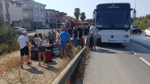 Turist avtobusu yandı - 43 turist təxliyə edildi