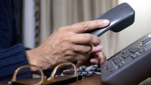Evə telefon çəkdirmək 30 manata başa gələcək - Rəsmi