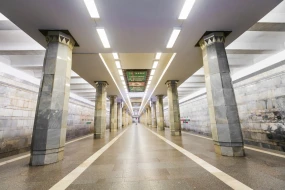 Metroda doğulan körpəyə BÖYÜK JEST