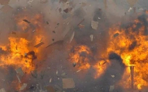 Livanda silah anbarında partlayış oldu - 6 hərbçi öldü