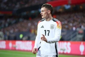 Florian Virts Almaniyada mövsümün futbolçusu seçildi
