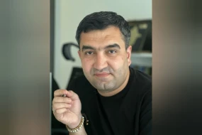Tanınmış jurnalist 2 ay içində həm anasını, həm də atasını itirdi