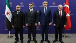Suriyalı 2 nazir Türkiyəyə gəlir
