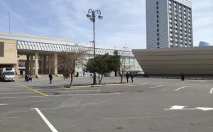 Vağzalın parklanma xidməti müvəqqəti dayandırılır
