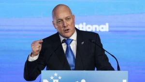 \"Netanyahu ağlını itirib\" - Lukson