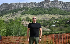 \"Gələn il Kəlbəcər şəhərində gözəl məktəb istifadəyə veriləcək\"