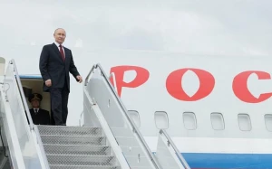 Putin Çinə səfər etdi