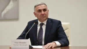 Vüqar Əhmədov Şirvanda vətəndaşları qəbul etdi