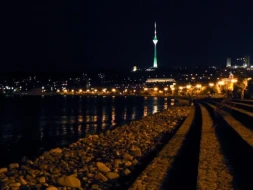 Bulvarda dənizdə meyit tapıldı