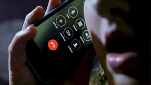 Mobil telefon işlədənlərə PİS XƏBƏR - Bu sözlər avtomatik dinləməni işə salır
